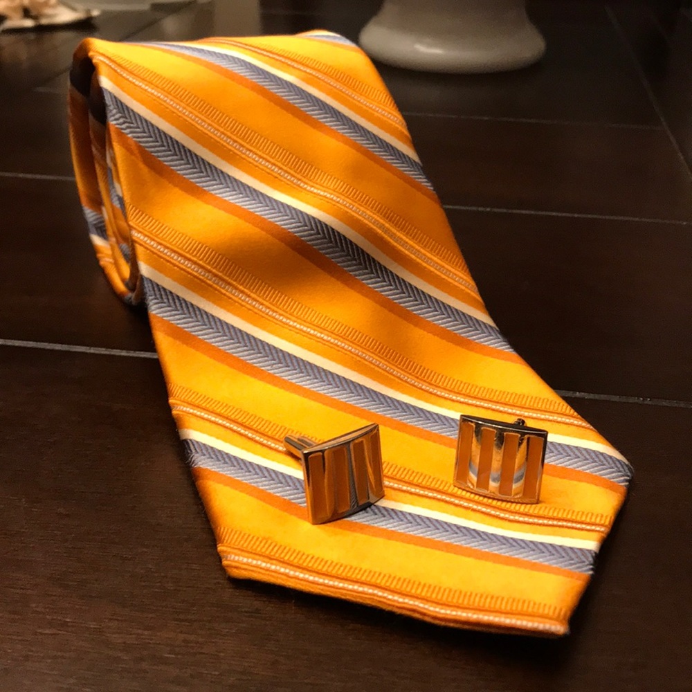 👔Orange Nicole Miller Tie+ Matching Cuff Links